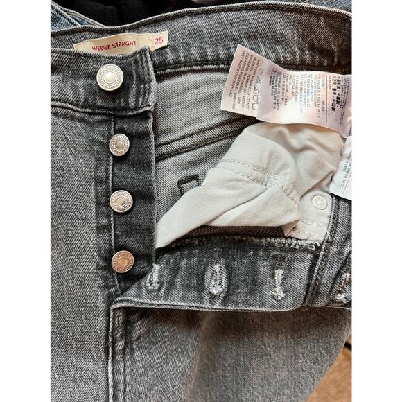Levi’s Premium  wedgie straight cropped jeans size 25, 26 inch length Big E - Picture 11 of 12